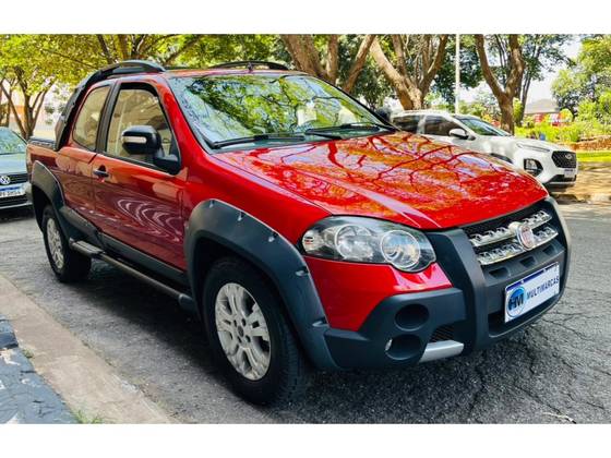 FIAT STRADA 1.8 MPI ADVENTURE CD 16V FLEX 2P MANUAL FIAT STRADA 1.8 MPI ADVENTURE CD 16V FLEX 2P MANUAL